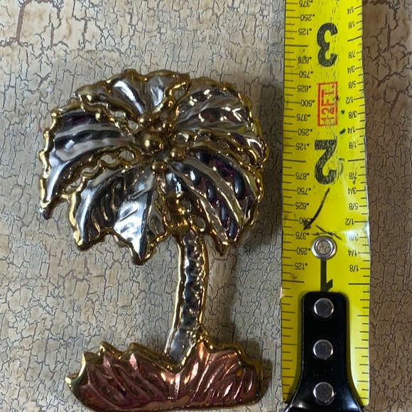 Palm Tree Scarf Clip/Brooch Pin - Picture 6 of 7